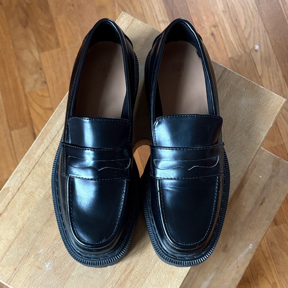 H&M Black Penny Loafers - Women's